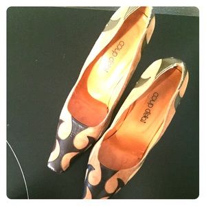 Multicolor  heels. Approx 4in. Great condition.